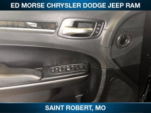 2016 Chrysler 300C
